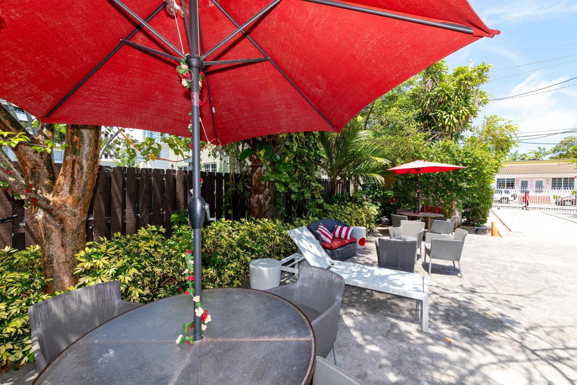 Sunny Days Apartments Miami Beach Buitenkant foto
